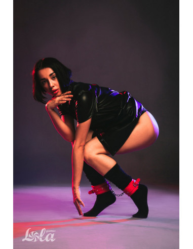 Поножи Party Hard Eternity Red из ПВХ /35,5х6см/