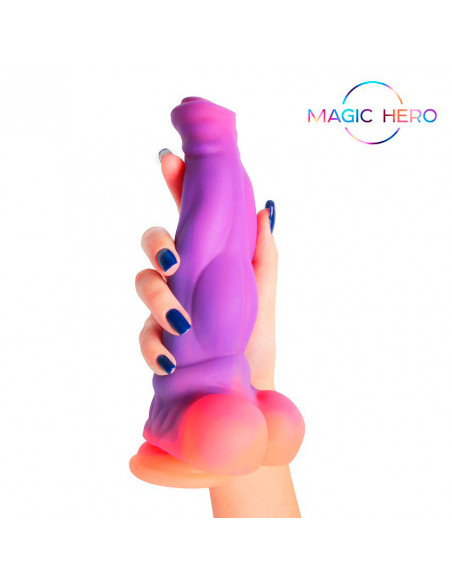 Светящийся в темноте фантазийный фаллоимитатор MAGIC HERO AMAZING TOYS 21,5х5,2 см